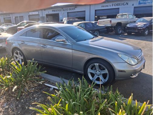 Silver 2006 Mercedes-Benz CLS-Class CLS500
