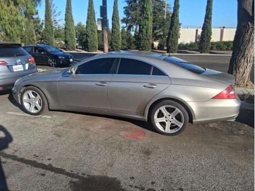 Silver 2006 Mercedes-Benz CLS-Class CLS500