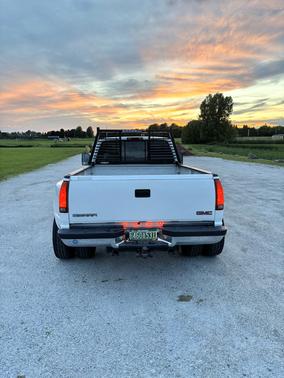 White 1998 GMC Sierra 3500 SL H/D Extended Cab