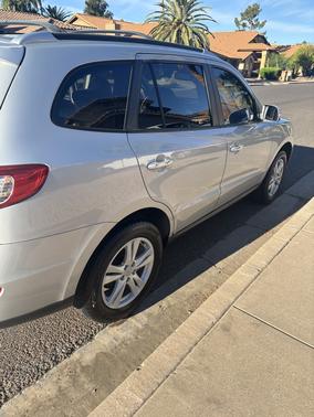 Silver 2010 Hyundai SANTA FE Limited