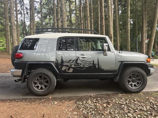 2010 Toyota FJ Cruiser Base