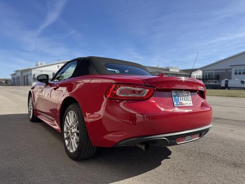 2018 FIAT 124 Spider Classica