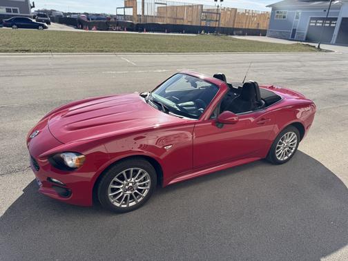 2018 FIAT 124 Spider Classica