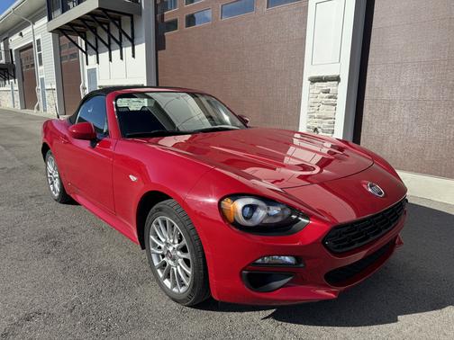 2018 FIAT 124 Spider Classica