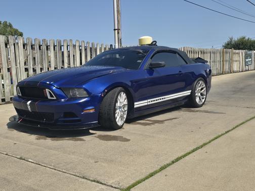 2013 Ford Mustang V6