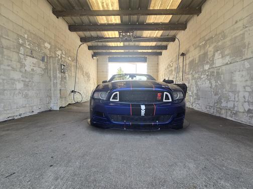 2013 Ford Mustang V6