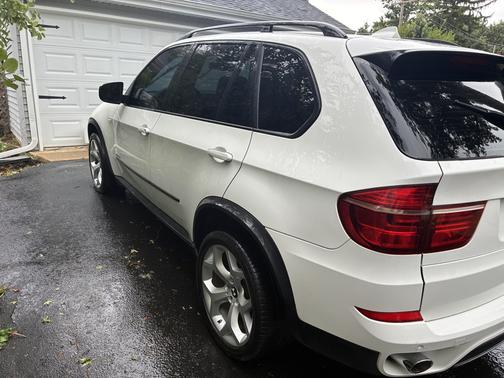 White 2012 BMW X5 xDrive35d