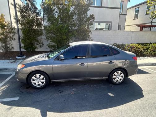 Gray 2008 Hyundai ELANTRA SE