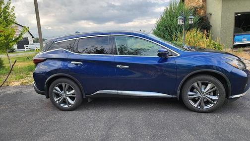 Blue 2019 Nissan Murano Platinum