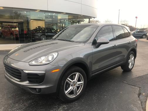 2016 Porsche Cayenne Cayenne