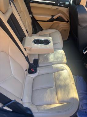 2016 Porsche Cayenne Cayenne