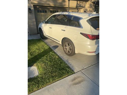 2017 INFINITI QX60 Base