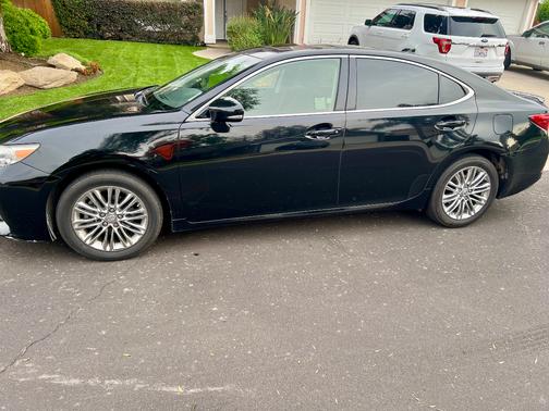 Black 2014 Lexus ES 350 Base