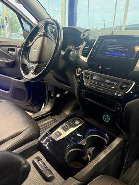 Black 2020 Honda Ridgeline RTL-E