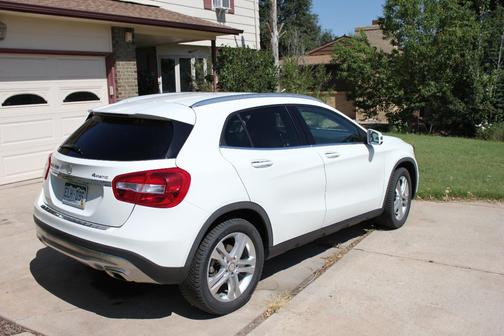White 2015 Mercedes-Benz GLA-Class GLA 250 4MATIC