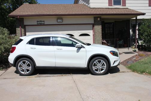 White 2015 Mercedes-Benz GLA-Class GLA 250 4MATIC