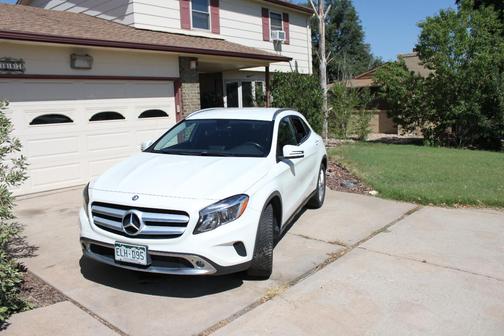 White 2015 Mercedes-Benz GLA-Class GLA 250 4MATIC