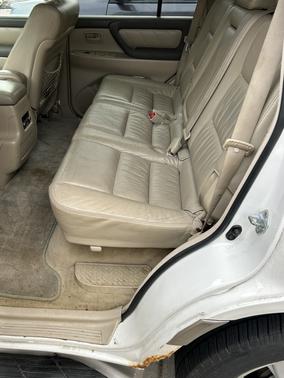 2004 Toyota Land Cruiser Base