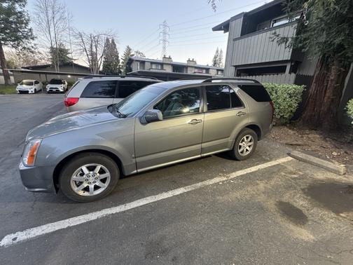 Gray 2006 Cadillac SRX V6