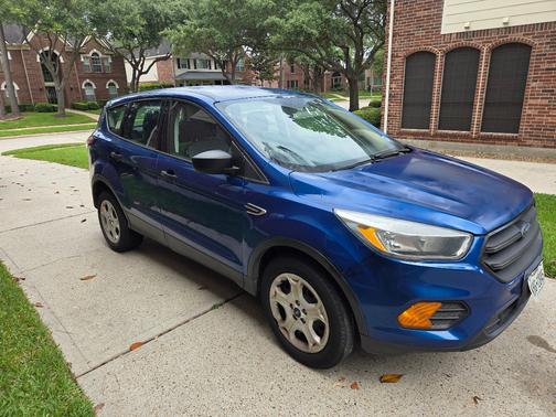 Blue 2017 Ford Escape S
