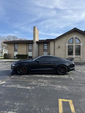 Black 2019 Ford Mustang GT Premium