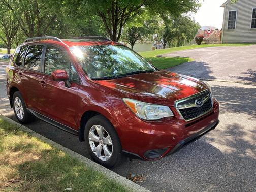 Red 2015 Subaru Forester 2.5i Premium