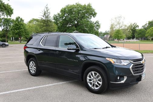 Blue 2019 Chevrolet Traverse LT Cloth