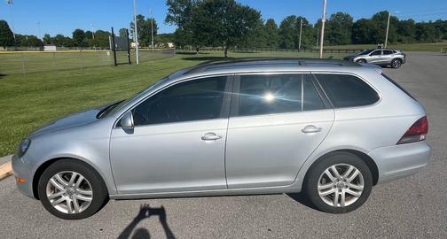 Silver 2013 Volkswagen Jetta SportWagen TDI