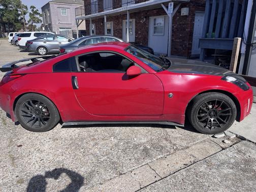 2005 Nissan 350Z Base