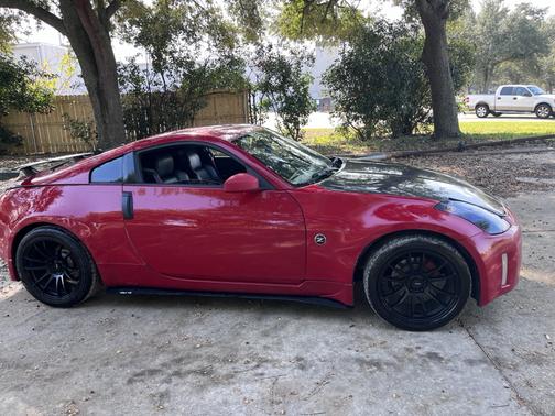 2005 Nissan 350Z Base
