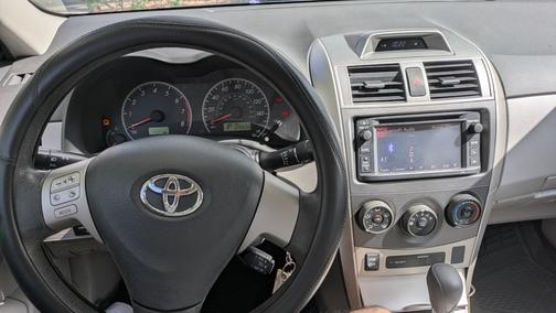2013 Toyota Corolla LE