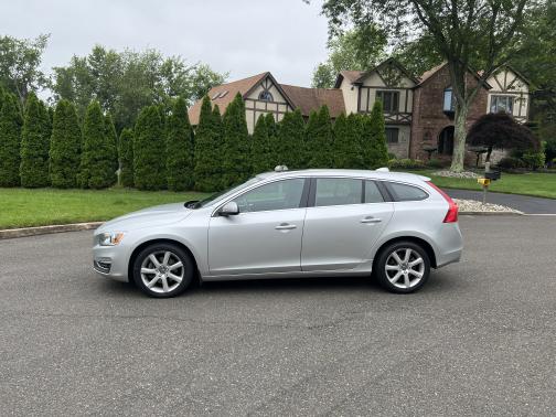 2017 Volvo V60 T5 Premier