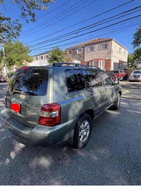 Green 2005 Toyota Highlander Limited