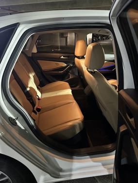 White 2019 Volkswagen Jetta 1.4T SEL