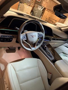 2021 Cadillac Escalade ESV Premium Luxury Platinum