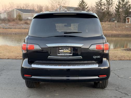 2015 INFINITI QX80 Base