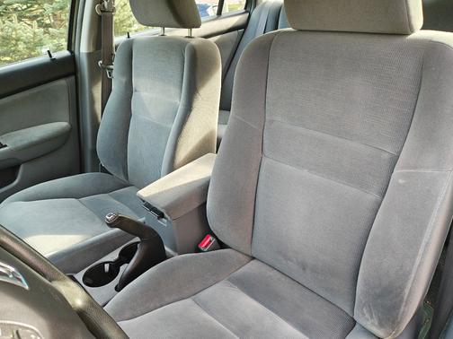 Silver 2006 Honda Accord SE