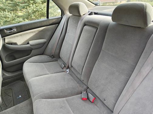 Silver 2006 Honda Accord SE