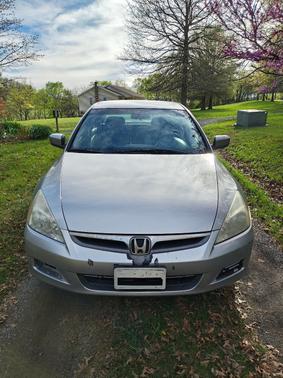 Silver 2006 Honda Accord SE