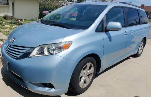 2015 Toyota Sienna LE