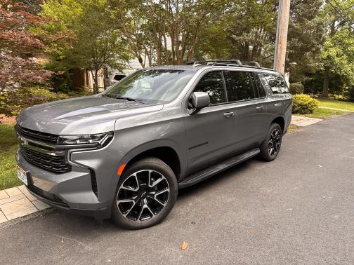 2021 Chevrolet Suburban RST