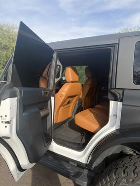 Black 2022 Ford Bronco Outer Banks