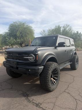 Black 2022 Ford Bronco Outer Banks