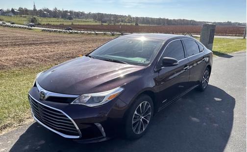 2018 Toyota Avalon Hybrid Limited