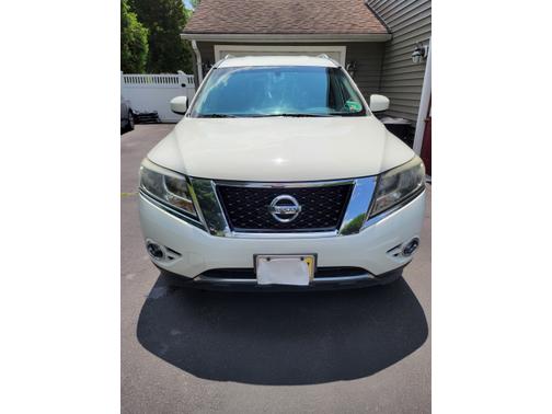 2016 Nissan Pathfinder SV