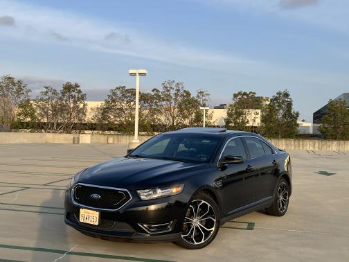 2015 Ford Taurus SHO