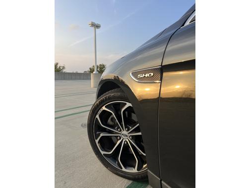 2015 Ford Taurus SHO