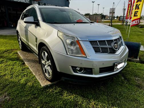 Silver 2011 Cadillac SRX Turbo Premium