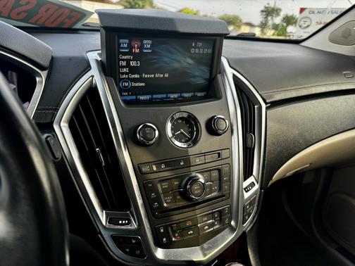 Silver 2011 Cadillac SRX Turbo Premium