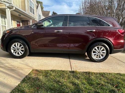 2020 Kia Sorento LX